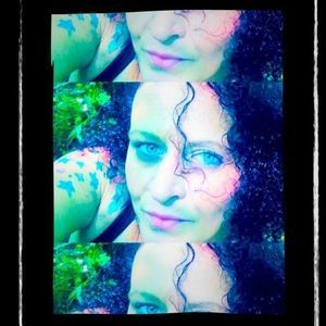 Meet your Posher, Crystal